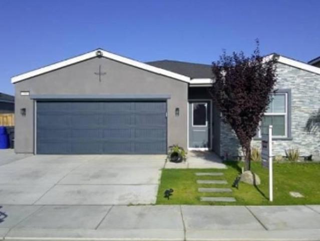 Property for sale in Gossamer Grove, Shafter