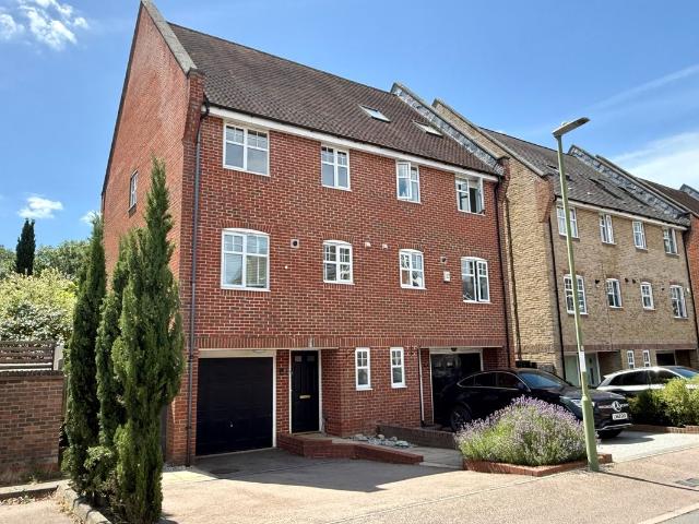 House for rent in Hertford, Colliers End