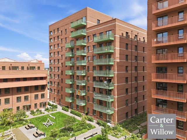 Apartment for rent in Scrattons Farm, Greater London