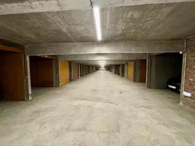 Garage vente à Euralille, Lille