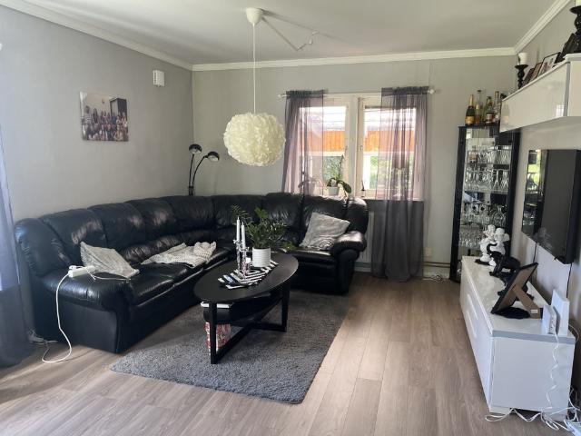 Hus hyra i Väring, Västra Götaland