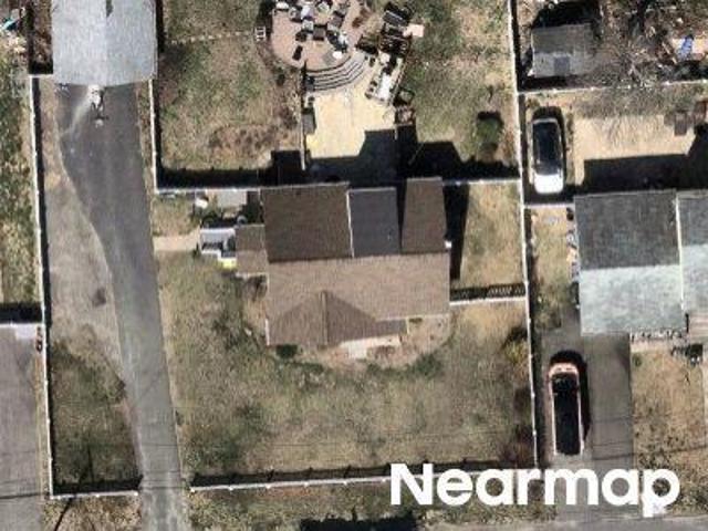 House for sale in Patchogue