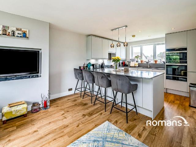 Apartment for rent in Cox Green, Maidenhead