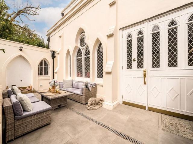 House for rent in West Kensington, Greater London