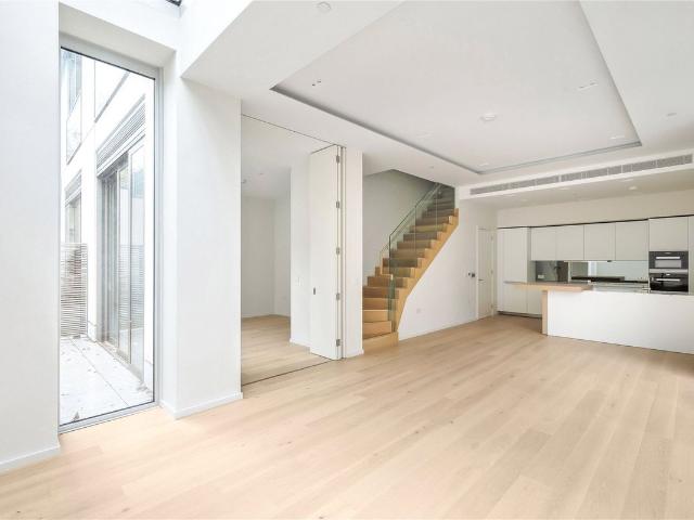 Apartment for rent in Earl's Court, Greater London