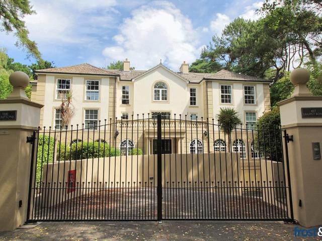 House for rent in Canford Cliffs, Poole