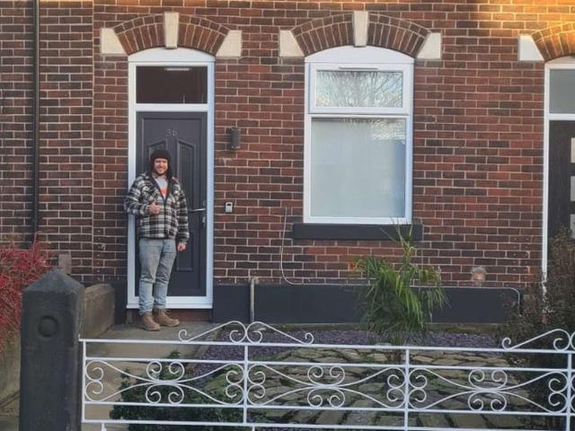 Room for rent in Blackford Bridge, Bury