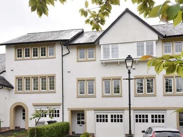 House for sale in Knutsford