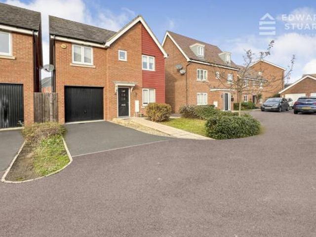House for sale in Hampton Green, Cambridgeshire