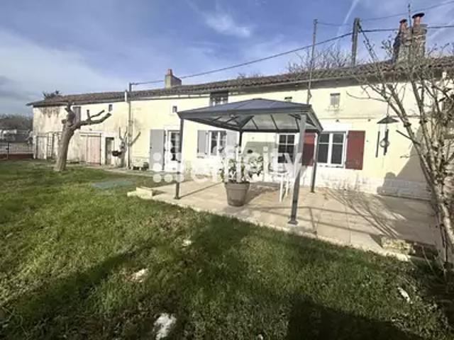 Maison vente à Niort, Limalonges