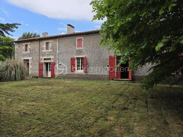 Maison vente à Niort, Limalonges