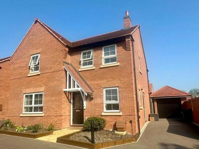 House for sale in Coalville, Leicestershire