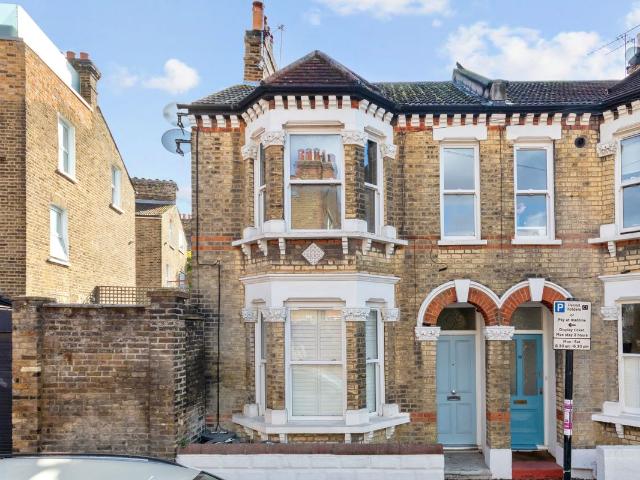 Apartment for rent in London Borough of Wandsworth, Greater London