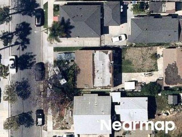 House for sale in Long Beach