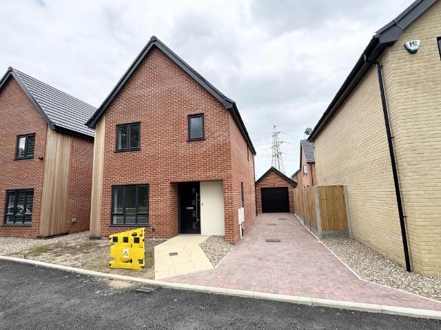 House for rent in Oulton Broad, East Suffolk