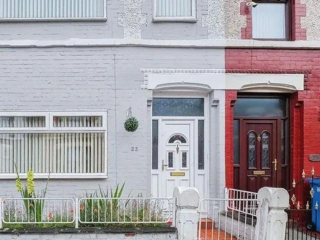 House for rent in Calderstones
