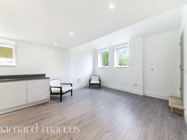 House for rent in New Malden, Greater London