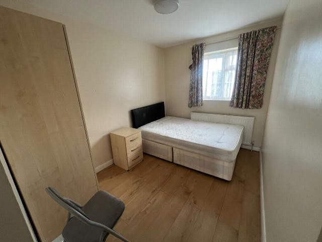 House for rent in Hayes, Greater London
