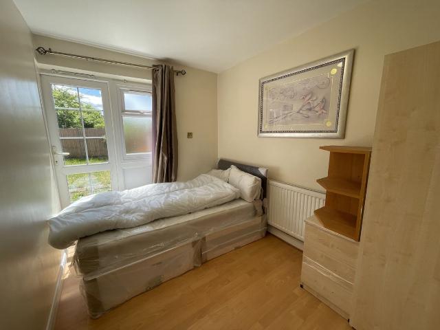 Room for rent in Hayes, Greater London