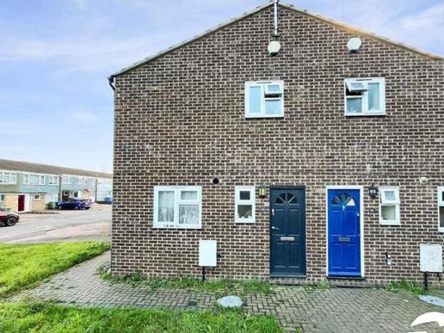 House for sale in Regent Quay, Oad Street