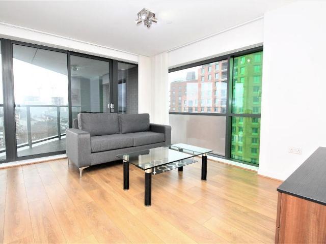 House for rent in Bromley-by-Bow, Poplar Grove