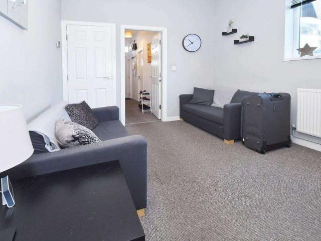 Room for rent in Stoke, Stoke-on-Trent