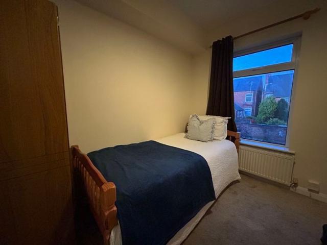 Room for rent in Dalestorth, East Midlands