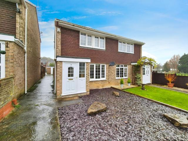 House for rent in Preston Plucknett, Yeovil