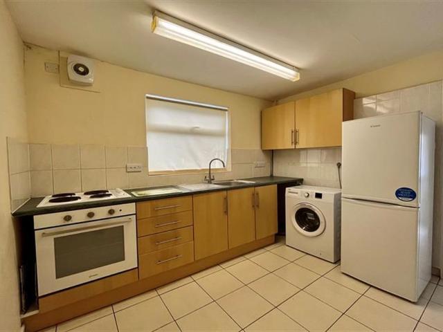 Studio for rent in New Headington, The Slade
