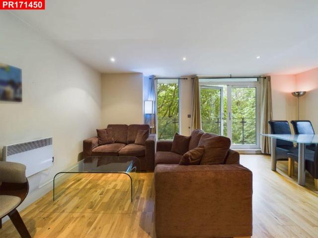 Apartment for rent in Limehouse, Greater London