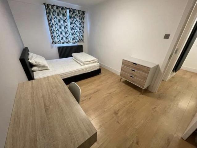 House for rent in Limehouse, Greater London