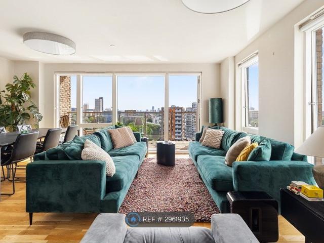 House for rent in Poplar Grove, Greater London