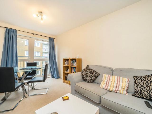 Apartment for rent in Cat Hill, Isle Of Man