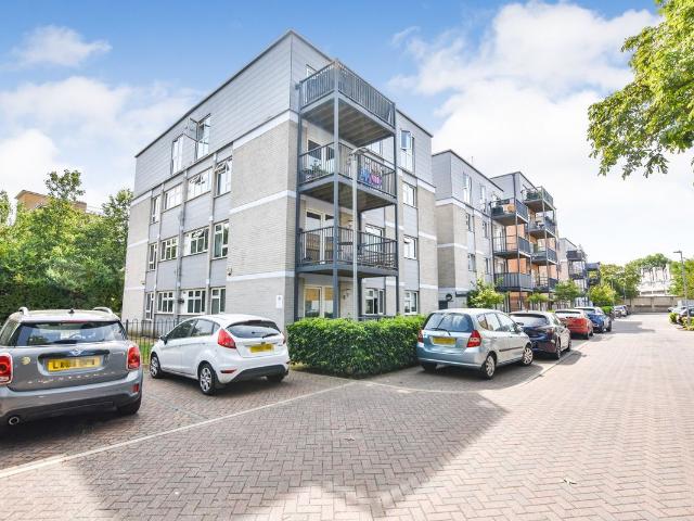Apartment for rent in Streatham Hill, Greater London