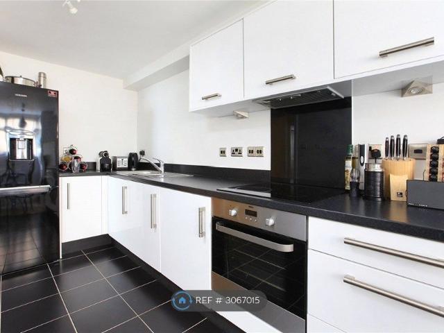 Apartment for rent in London Borough of Lambeth, Greater London