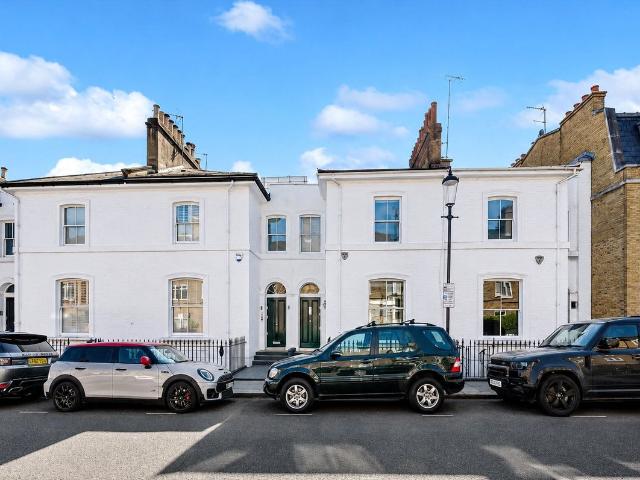 House for rent in Brompton, Greater London