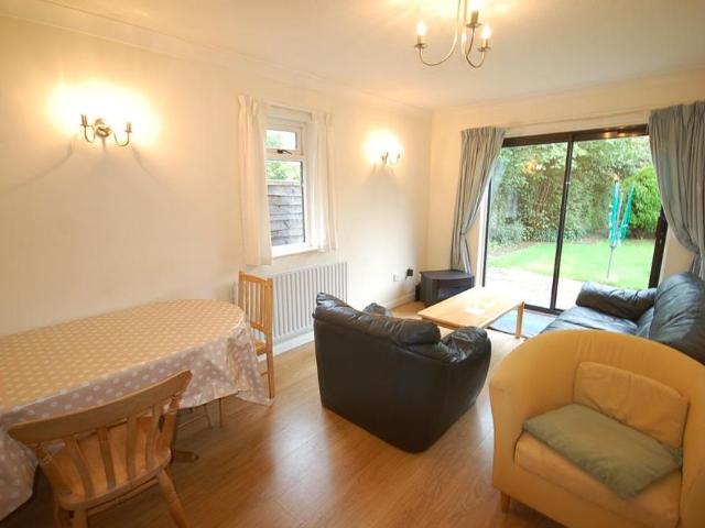 House for rent in Ripley Springs, Row Town