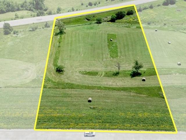 Land for sale in Winterset, Iowa