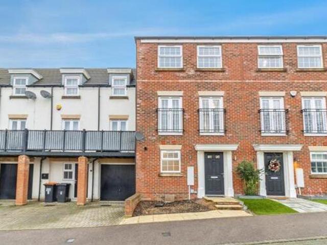 House for sale in Dunstable, Bedfordshire