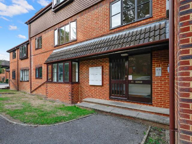 Apartment for rent in Dorking, Mole Valley