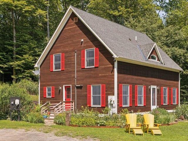 House for sale in North Pomfret, Vermont