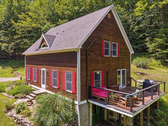 House for sale in North Pomfret, Vermont