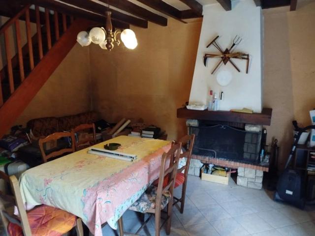 Maison vente à Troyes, Les Croûtes