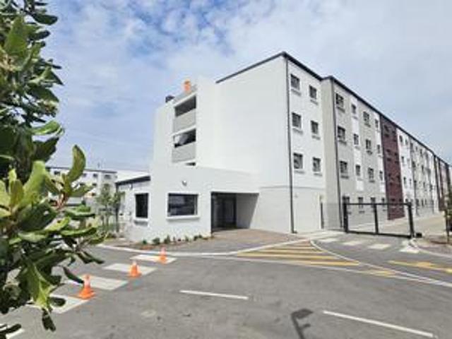 Apartment for rent in Goodwood, Western Cape