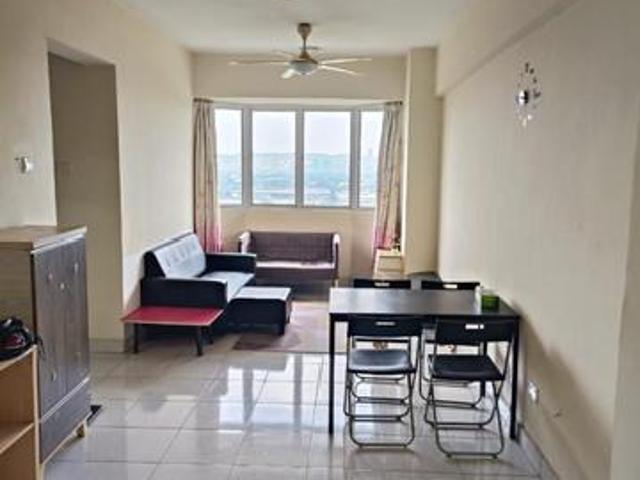 Serviced Residence for sale in Petaling, Subang Jaya