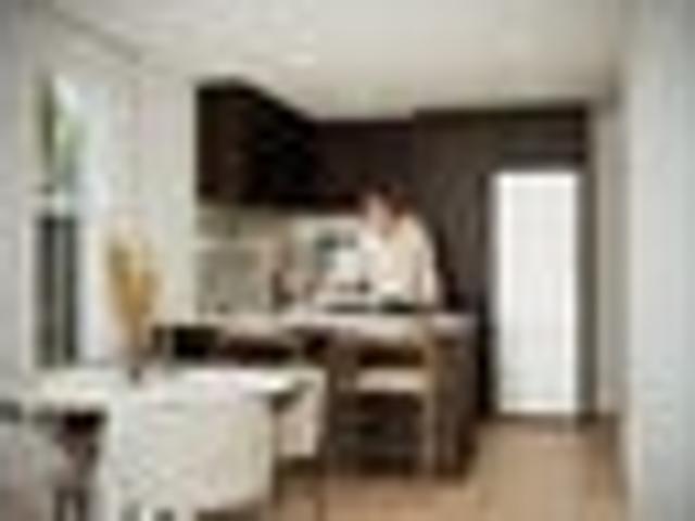 Townhouse for sale in Chaslands, Canterbury