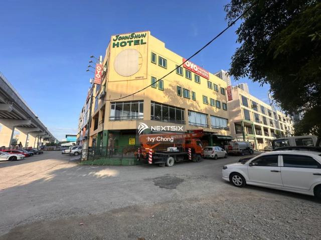 Shop for sale in Kajang, Langat
