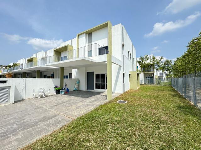 Residential House for sale in Tanjong Sepat, Selangor