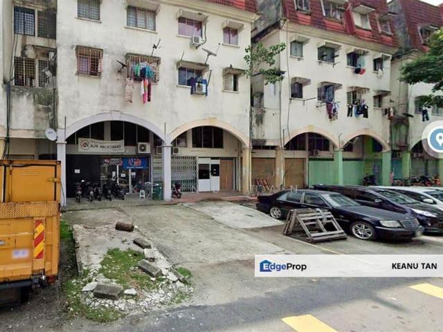 Shop for sale in Kuala Lumpur, Country Heights Damansara