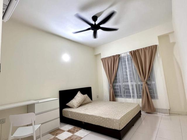 Room for rent in Petaling, Damansara Damai